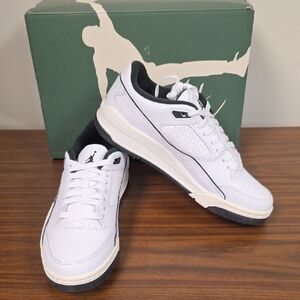 Jordan Flight Court Sneakers Men's Size 10 White/Sail/Black HF3255 100 NIB